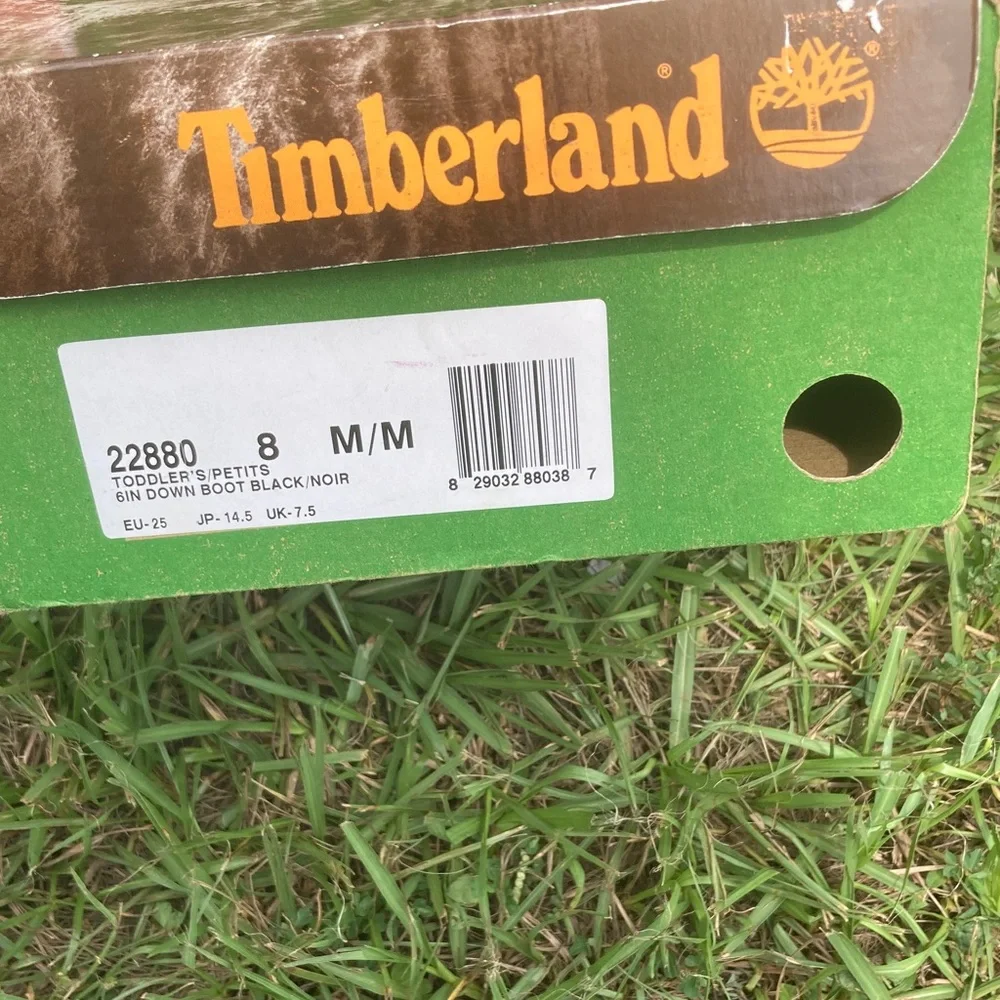 Timberland Kids Black Leather Boots - Picture 13 of 16